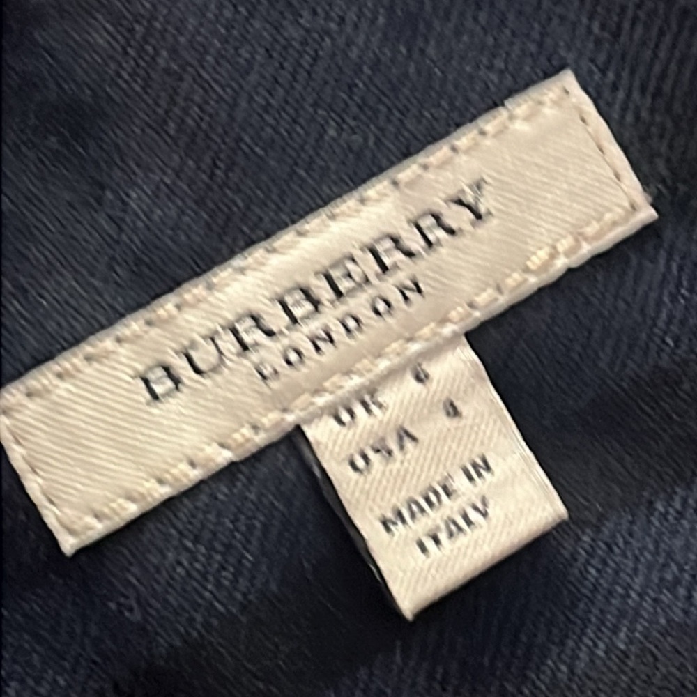 💥Rare Burberry Wool Plaid/Nova Check Skirt - Picture 8 of 16